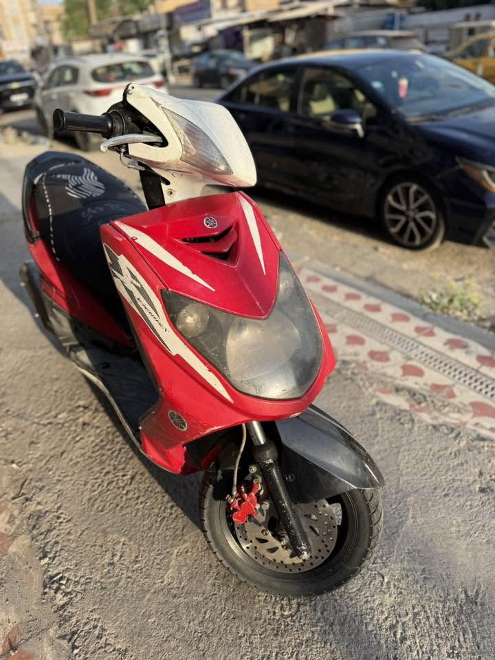 دراجه سكنز كابريتر (بيهة صوت بل مكينه )بس ولدراجه شغاله وكلشي بيهة يشتغل سعر 350 
*********** واتساب
