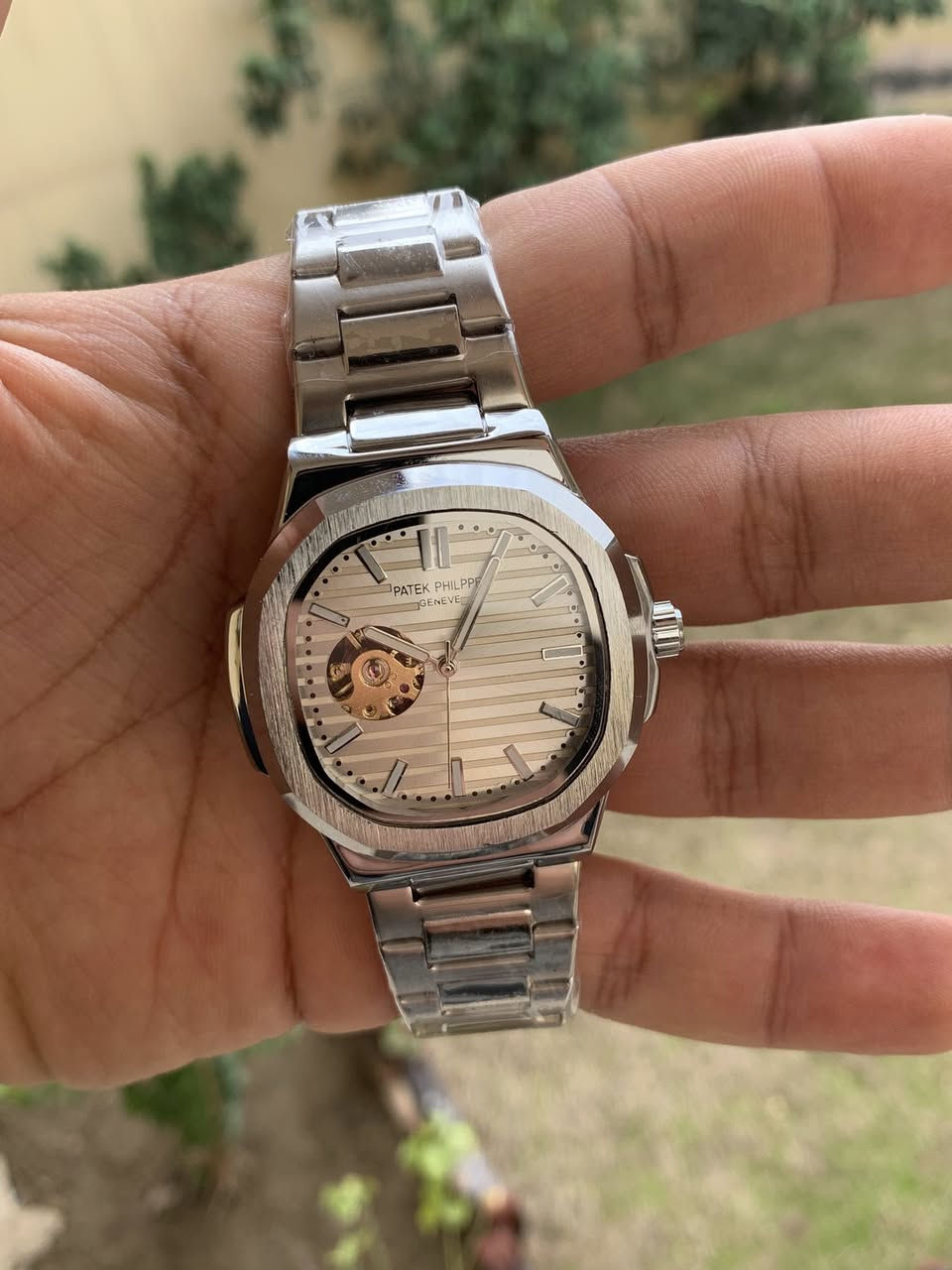 باتك اوتو
فول كوالتي
وزن ثقيل 
زجاج زفير ضد الخدش
قطر الساعة 40
سل ستيل 
ضد المي 
قطع تحفه فنية 
السعر 35 الف


**إذا كنت صاحب هذا الإعلان وتريد حذفه لأي سبب، رجاءا أرسل رسالة إلى الدعم الفني**