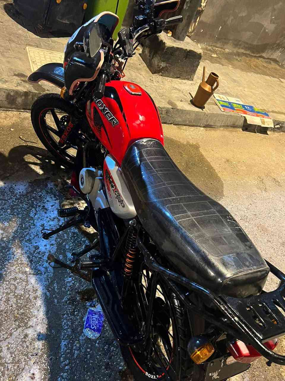 سلام عليكم دراجه بوكسر2023
لبيع سنويه رقم باقي ع تسليم لوحات دراجه دراجه حلوه نضيفه مكينه مكفوله ما مفتوحه سعر 2400 وبيه مجال مكان بصره حيانيه رقم***********
