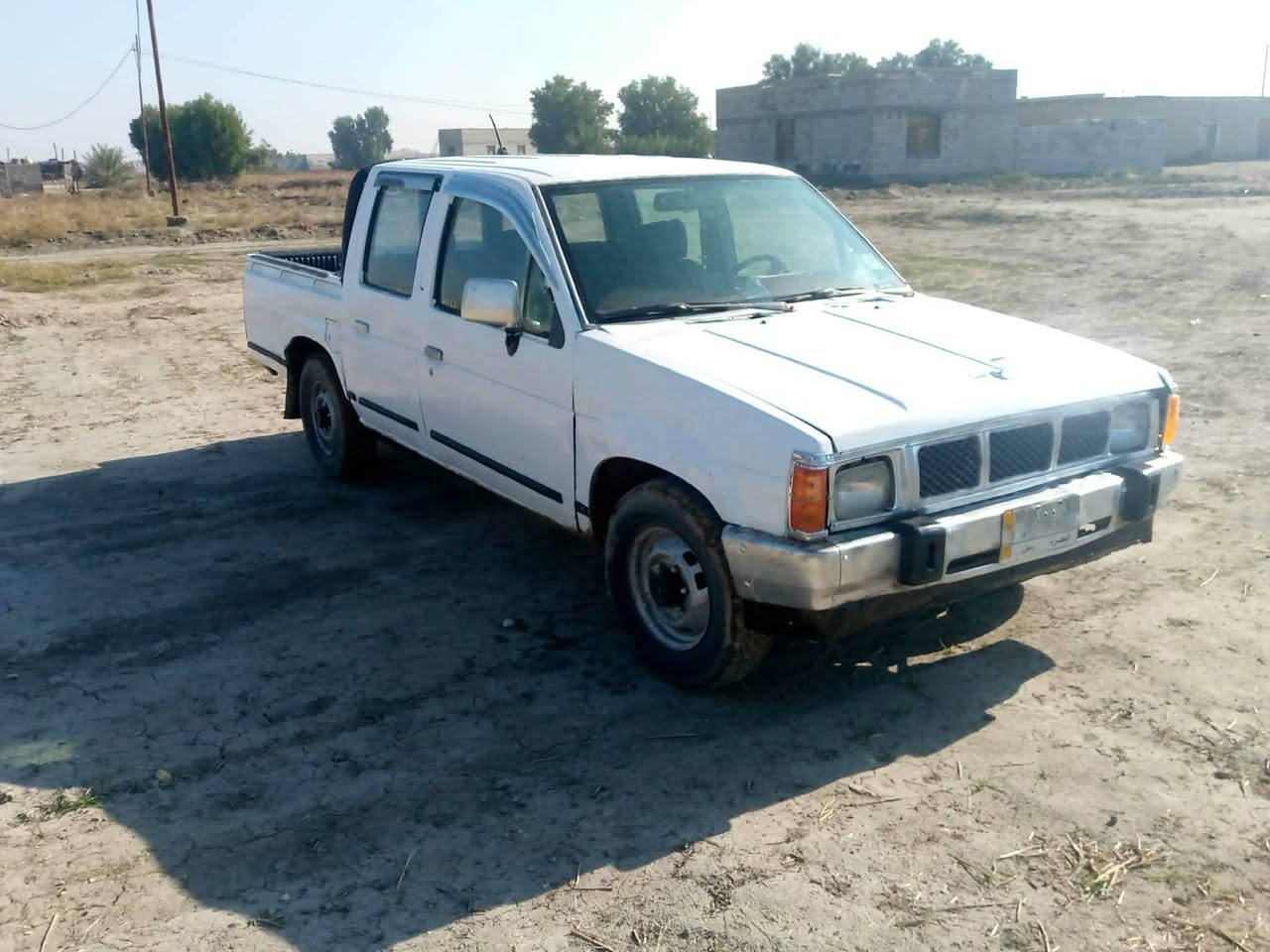 السلام عليكم سياره نيسان البيع مديل ٩٢رقم بصره مشروع وطني  تحويل ثاني يوم مكينه وكير وشاصي مكفول كهربايات كلها شغاله سعر ٣١وبيها مجال مكان سياره سماوه قضاء الخضر اتصل على الرقم ***********
