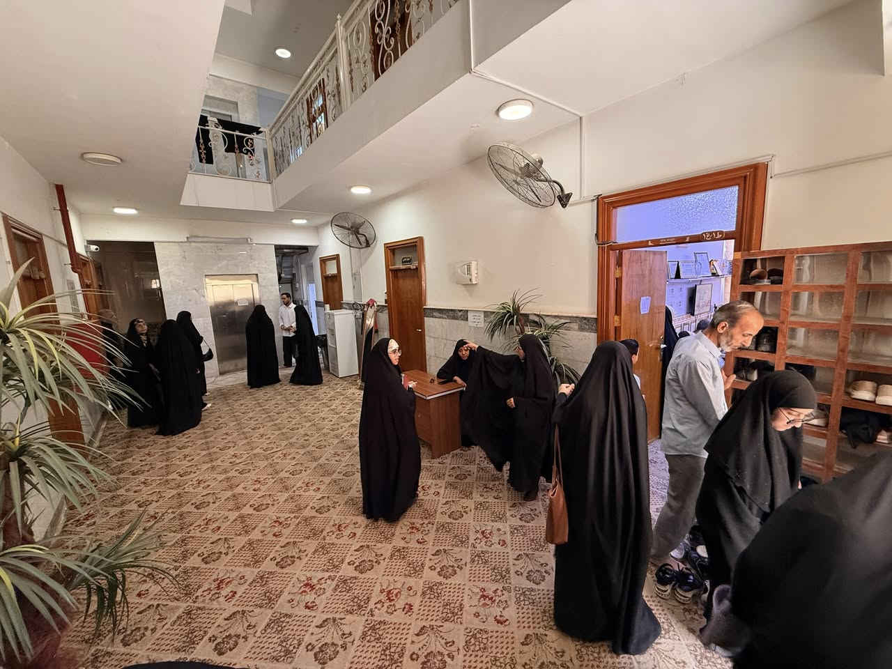 عودةٌ ميمومةٌ إلى رحابِ العِلمِ والمعرفةِ.. عامُكم نجاحٌ وتفوّقٌ!"

مع بدء العام الدراسي الجديد توافد الأهالي للتسجيل في مركزنا.

#فرع_شارع_المدينة

للتسجيل والاستفسار المراسلة على الرقم⬇️⬇️

***********
