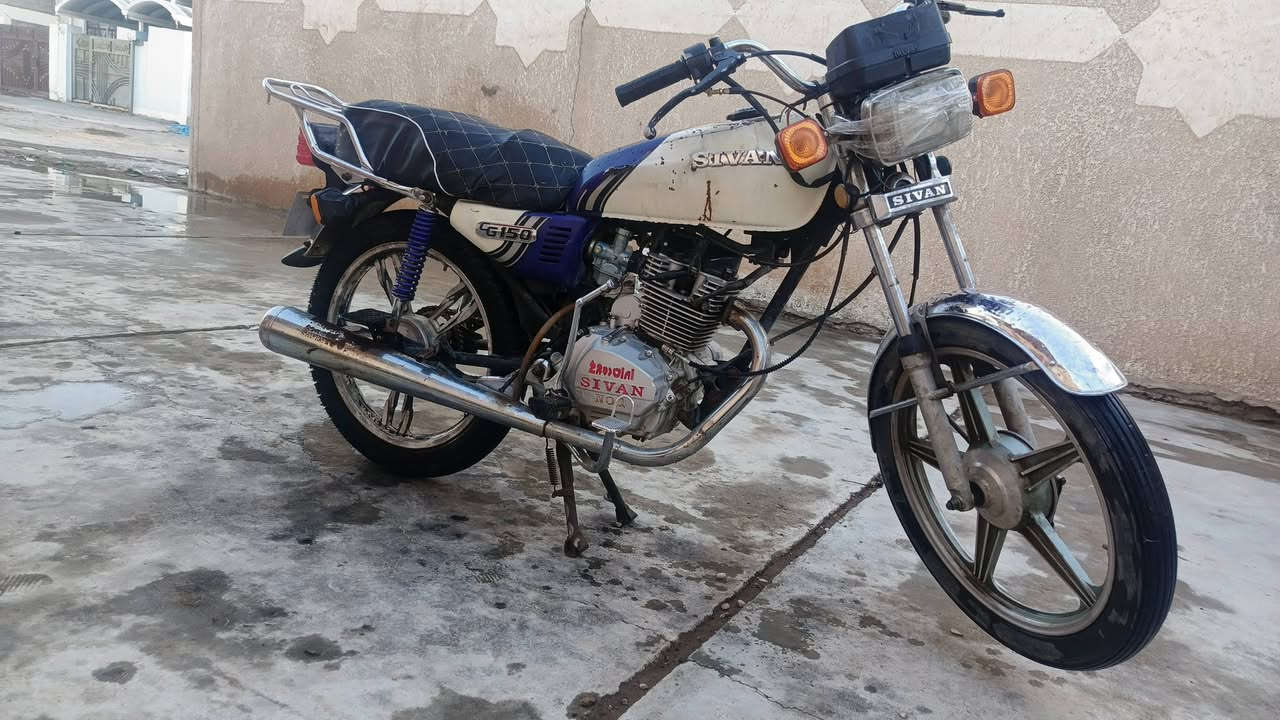 سلام عليكم درجة للبيع موديل19السعر 300وبيه مجال ديالى شهربان ***********
