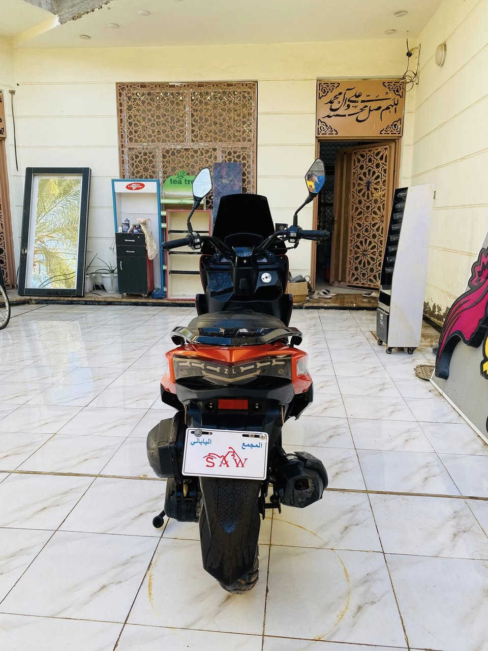 سكنس للبيع بعدهي بنضافة شركة ماصارلي فترا من خذتها مكينة امتياز كلشي بيها جديد عل شرط مكاني ديوانية 
***********
