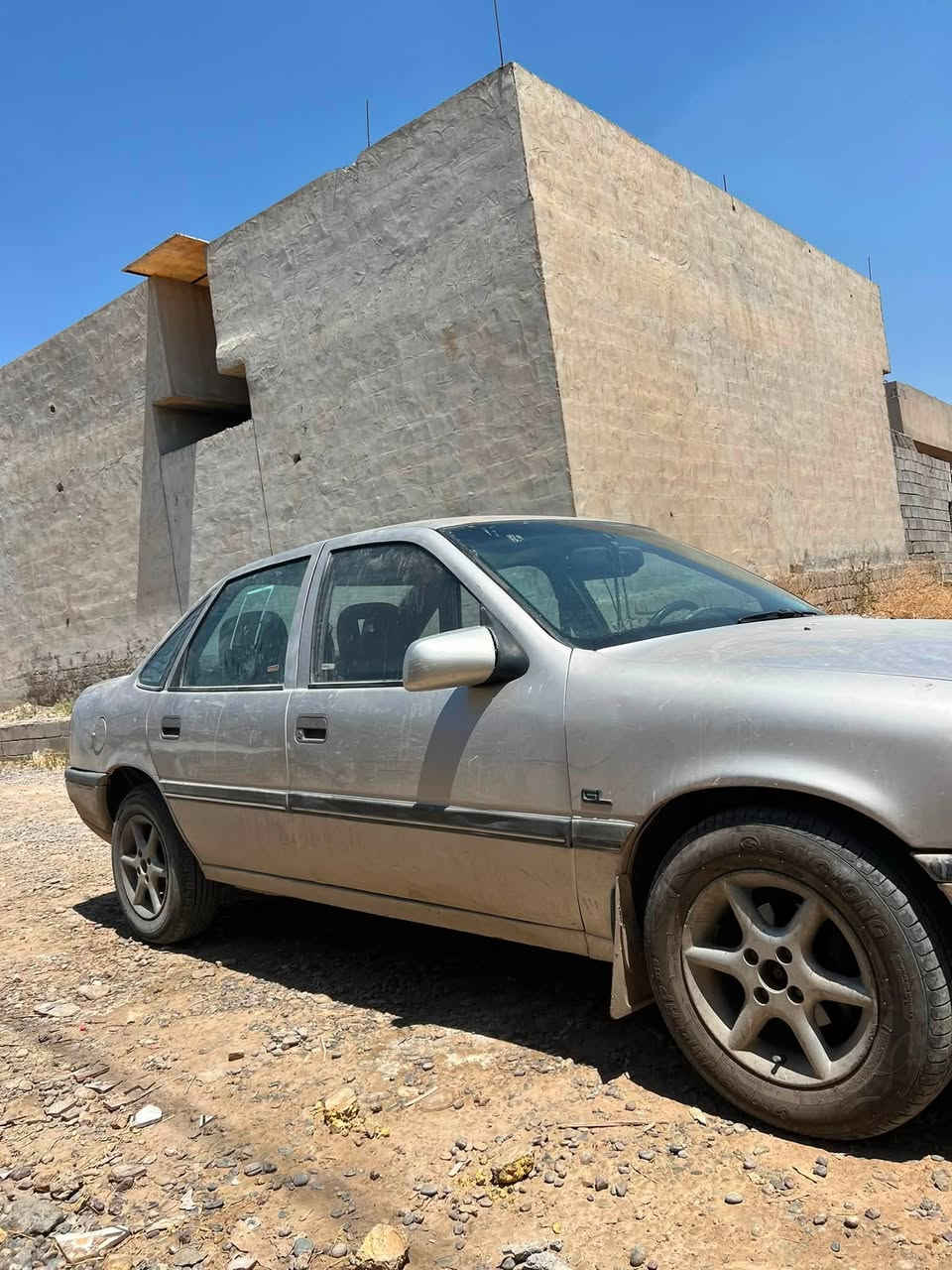 فكترا للبيع محرك 18  رقم نينوى 
سنوية بأسمي 
٢٠٣٠ هزة جديدة 
بدون ضرر 
گير محرك الماني شرط 
تايات جدد 
گير توماتيك 
سيارة داخلها نظيف

كلشي جديد و مرتب 
السعر 46 و بي مجال بسيط 
سيارة نظيفة و تسوة … تعال بنفسك وشوف 
مكاني موصل سهل نينوى برطلة . 

ايّ تفاصيل اني حاضر ، و الشراي يتصل ع الرقم ***********
متواجد واتساب .
