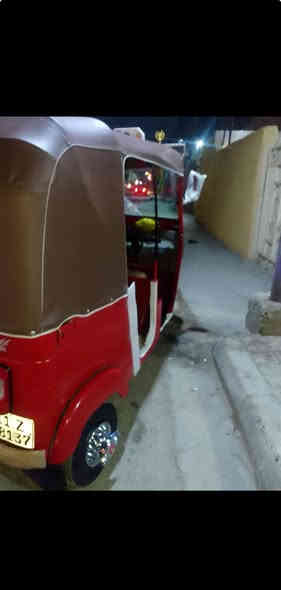 سلام عليكم تكتك١٨ رقم وسنويه تحويل ثاني يوم مصبوغه جماليه مكينه خير من الله كهربائيات كلها شغاله تراي حلو السعر4400 مكاني بغداد هاتف***********
