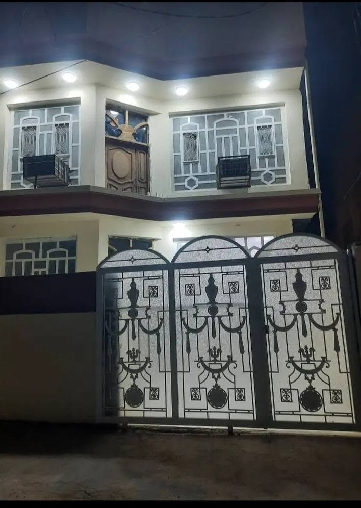 دار في حي الصحه مساحه 150متر سند 25
3 غرف نوم
يبعد عن الكورنيش 150متر تقريبا
خلف مسبح السندباد
***********
