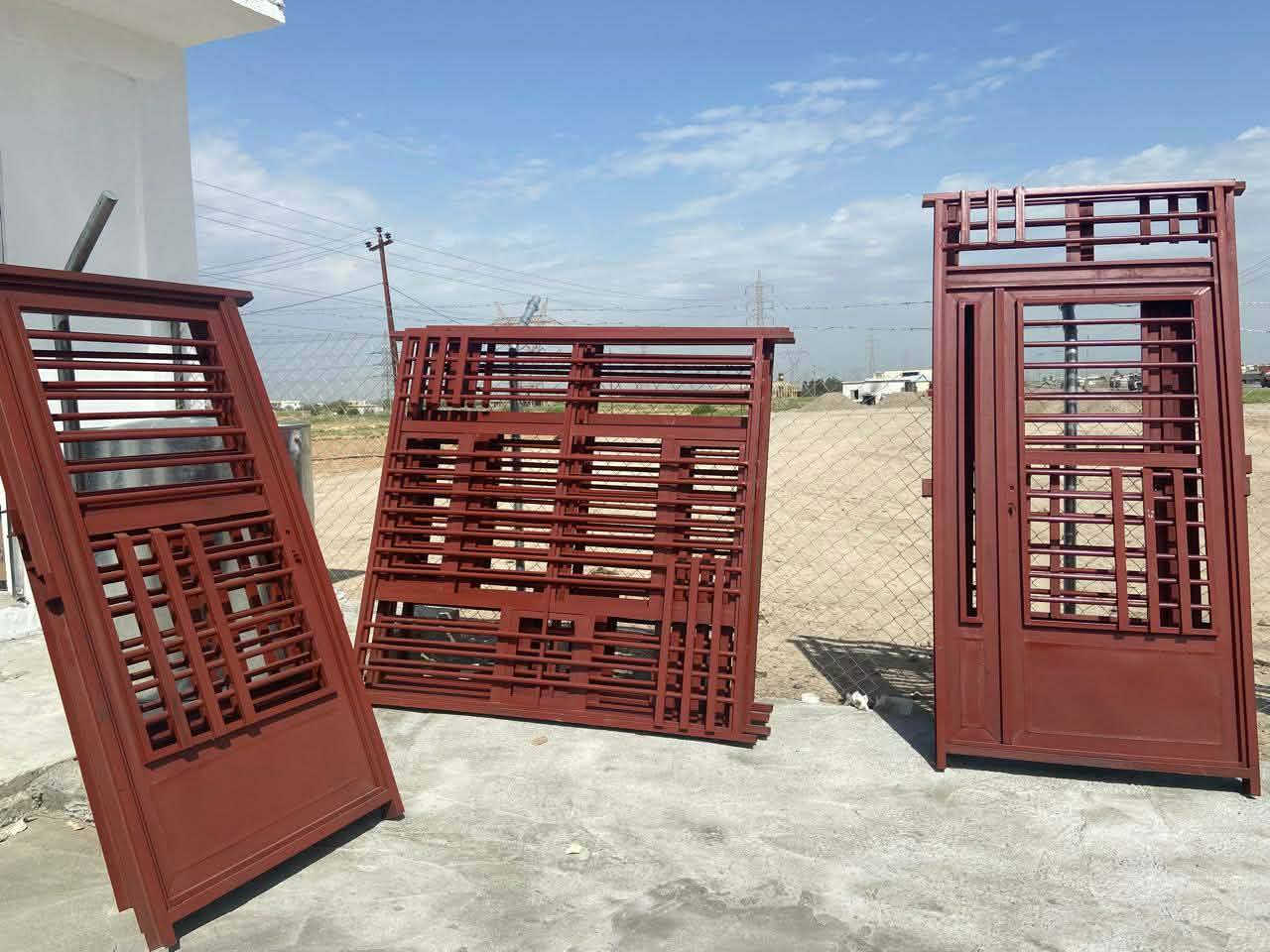 ***********
***********
العنوان شارع العام طريق بيجي تكريت مجاور مطعم ماشالله مقابيل سيطرت الحجاج 
ابواب بلاستك جديد السعر 85الف وشبابيك بلاستك جديدالسعر 55وابواب حديد وشبابيك حديد بسعر مناسب يوجد جميع القياسات+فصال خرايط+فصال بوب رئيسيه
