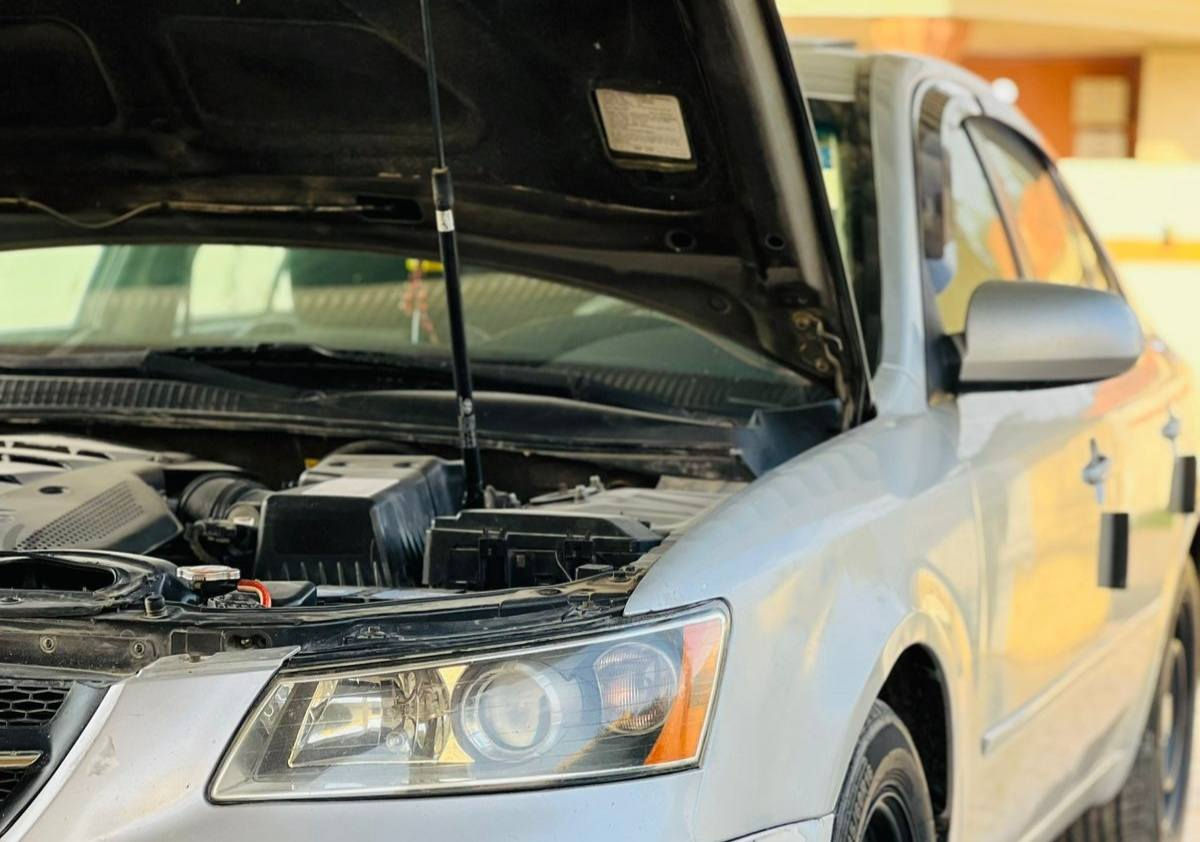 سوناتا  موديل 2007 مكنة 6 سلندر
 سياره موجوده صورها كلها بيها ضربات خفيفه 
مكينه كير مكفولات شرط شرط الفحص 
سنويه 27 تحويل مباشر ثاني يوم 

🟪 السعر  :: الطلب في التعليقات ويوصلك مباشرة ✍️ 📩

شاشه وفتحه سقف شغاله ميه بلميه
حداديه 100/100 تخم تاير جواها نقصها بس مشط ستيرن 
مكانها ديالى بعقوبه قرب المرور 

رقم صاحب سيارة
***********
