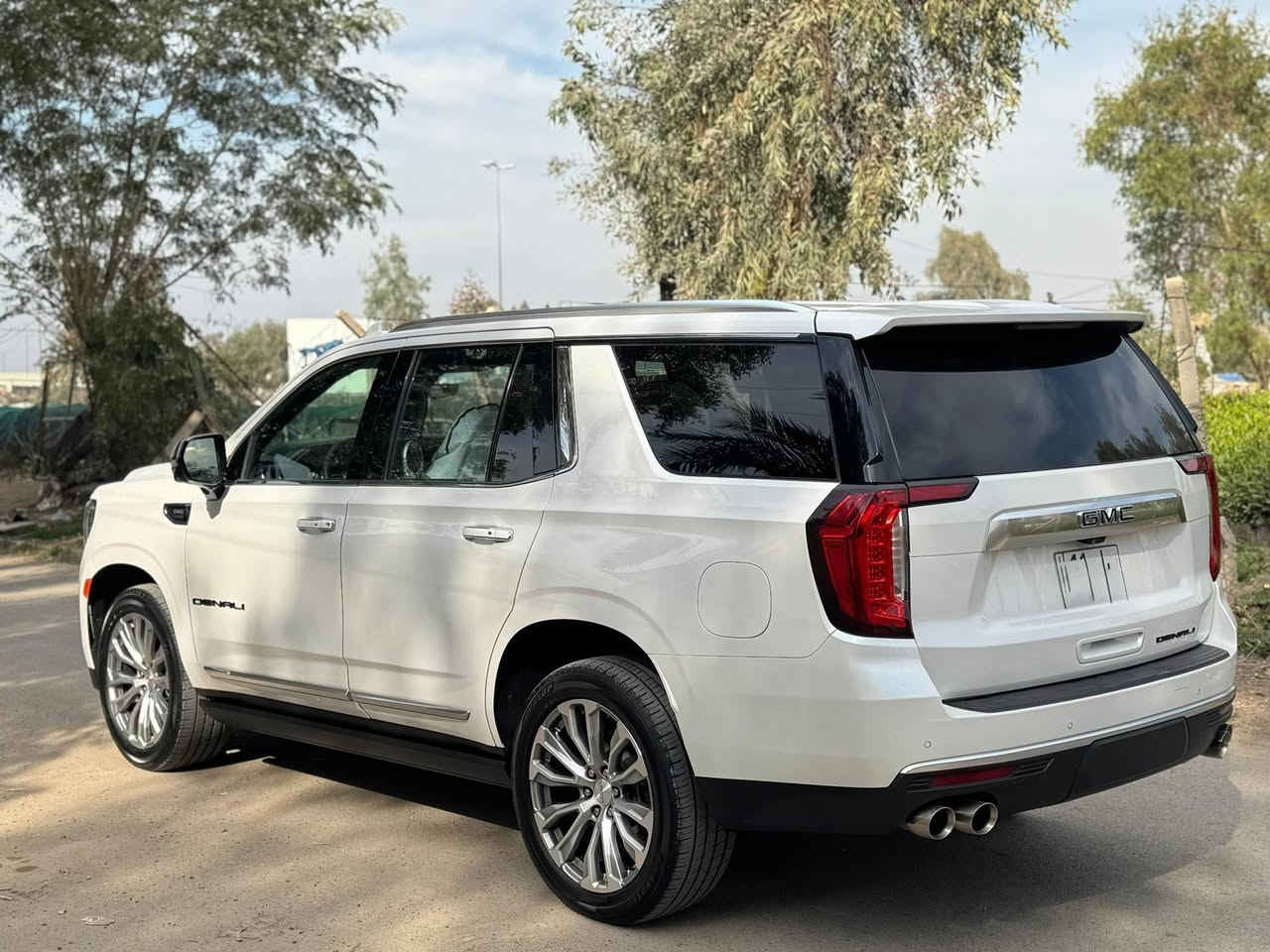 السلام عليكم من رخصة الادمن
اليدور جديد ونظيف هذا جديد 🤍
 GMC يوكون دينالي 2022 وارد امريكي 
حادثها طخه بالجاملغ الامامي ومصلح ومصبوغ نفسه بدون تبديل ايرباك ستيرن وبرده فقط وراجع سستم ✅
المواصفات معروفه
محرك 6.2 V8
بانوراما
داتا شو
5 كاميرات
دوس كهرباء
كشنات جلد
كشنات كهرباء
كشنات حار بارد
خزن ميموري
رادار 360 درجه
نقطه عمياء
مري شفط
ترحيب دوس ومري
جنطه كهرباء
حساس امامي خلفي
لد امامي خلفي
كشن هزاز
فور ويل 4X4 درايف
ويل كب حجم 22
السياره مواصفاتها متخلص معروفه ✅
ملاحظه/السياره عدا حادثها مكفوله كفاله عامه من الشخط وعليها ادامه كامله من الألف للياء ممحتاجه اي شي وخاليه من الملاحظات ✅
تخم تايرات دلوب شديتهن قبل شهر ✅
رقم بغداد بااسمي مميز تحويل ثاني يوم
مكاني بغداد الكريعات
السعر 460 وبيها مجال
هـ*********** الشراي يتصل
