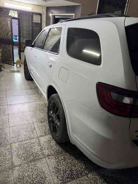 تم تنزيل السعر 230 
دوج دورانكو 
موديل 2023 ممرقمة السيارة تترقم بغداد 
فتحه 
حساسات 
كرسي كهرباء 
ماشيه 20 الف زيرو 
قطعتين تبريد 
تحكم جهتين سبورت 
محرك 360 
اوتو ستوب 
السيارة سعرها كلش حلو مال بيع وبالعافيه على الي ياخذها 
موصفات بيها بعد 
صور الحادث اتصل 
 التواصل ***********
