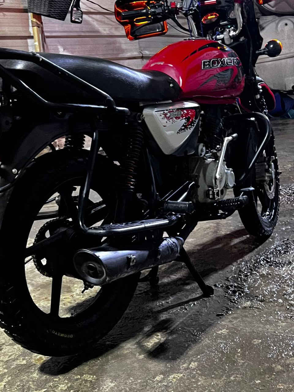 السلام عليكم بوكسر جبلي موديل 21 نازله بل 22 جديده كلش بدون اوراق اكفلك سرقه وعشاير نضافه 90 بل ميه مكينه مفتوحه مره وحده قبل 4 اشهر المكينه خير من الله السعر 900 وبيها مجال للطيبين مكاني بغداد السيديه ***********
