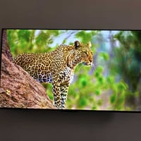 شاشه tcl حجم 55 موديل T6c مستعمل شهر فقط نظافه 100 بعده بلزكات السعر 5...