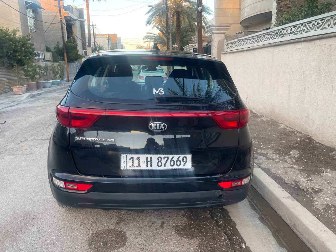 سبورتج 18 امريكي 
ماشيه 65
محرك 2400
حادثها بنيد تبديل فقط اصلي
وربع جاملغ خلفي بلعراق نتيجة شخط بسيط
السعر 143 مجال بسيط 
وبيع نقد فقط
*********** في بغداد
جماعة 135 لاتتصل ولا تراسل رجاءً
تحويل شرط ومحرك كير كفاله Colombo, Sri Lanka
