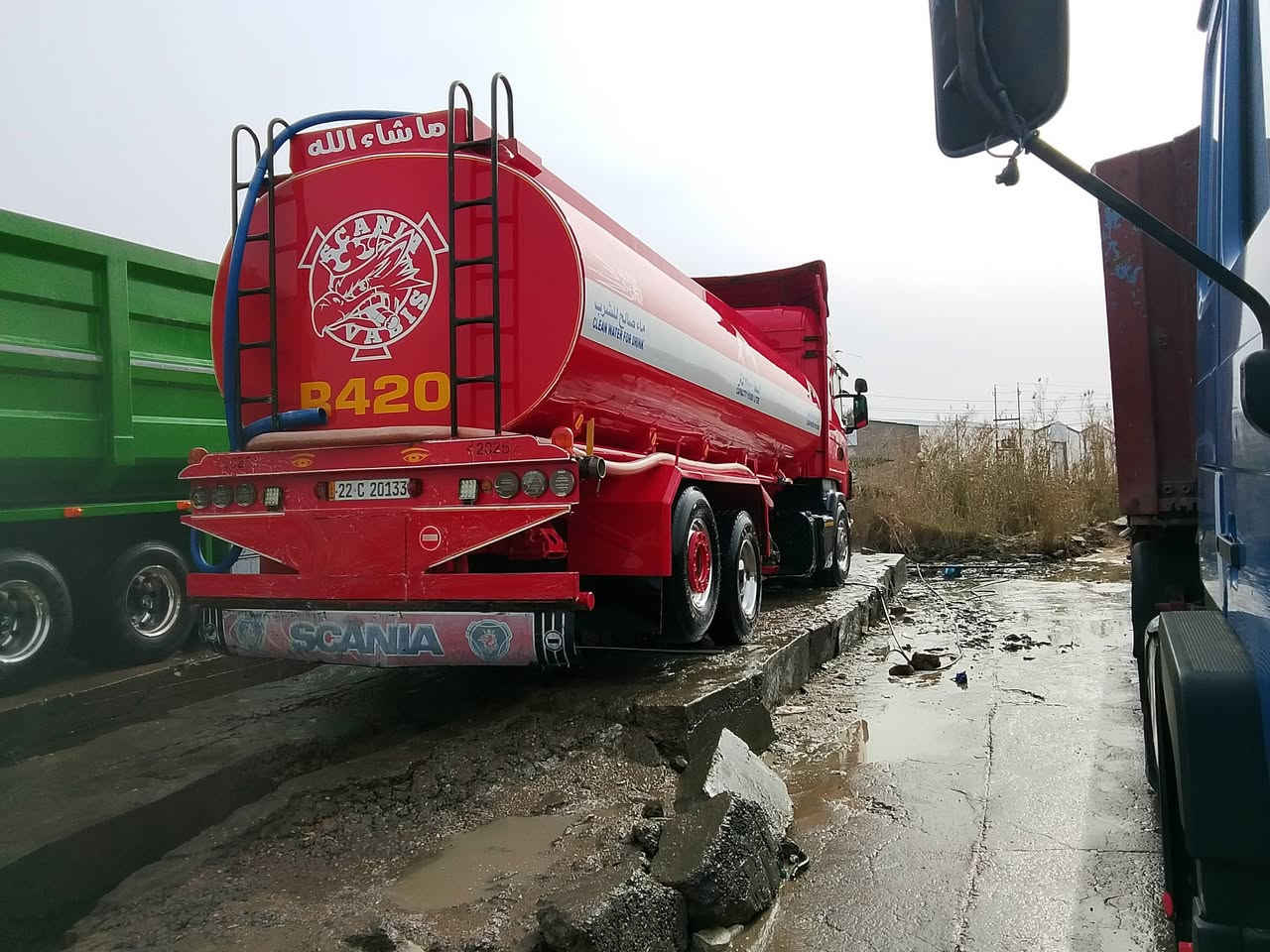 سلام عليكم سكانيا بوما موديل 2013منكار السياره مكفوله جاهزه الشغل السعر 450$ التواصل رقم الهاتف ***********
