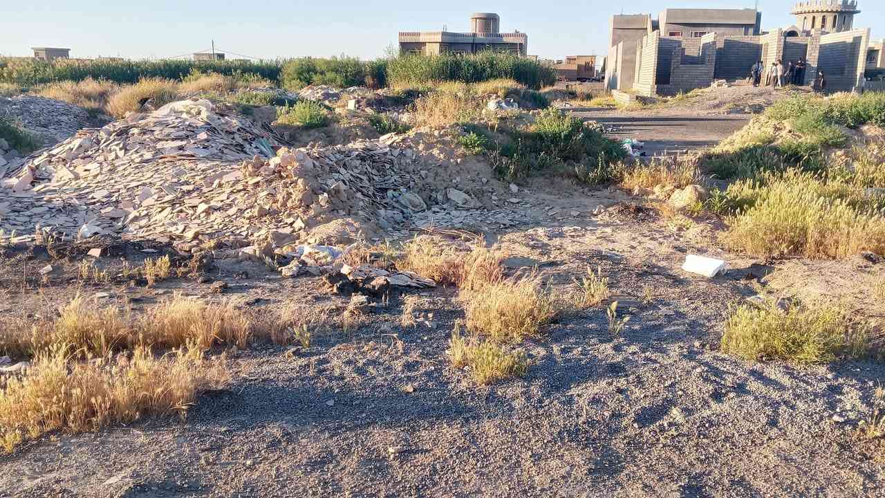 أرض زراعيه للبيع المساحه 200م خلف مستشفى القياره بمسافة قريبه السعر اربعه مليون وبي مجال للتواصل موبايل ***********
