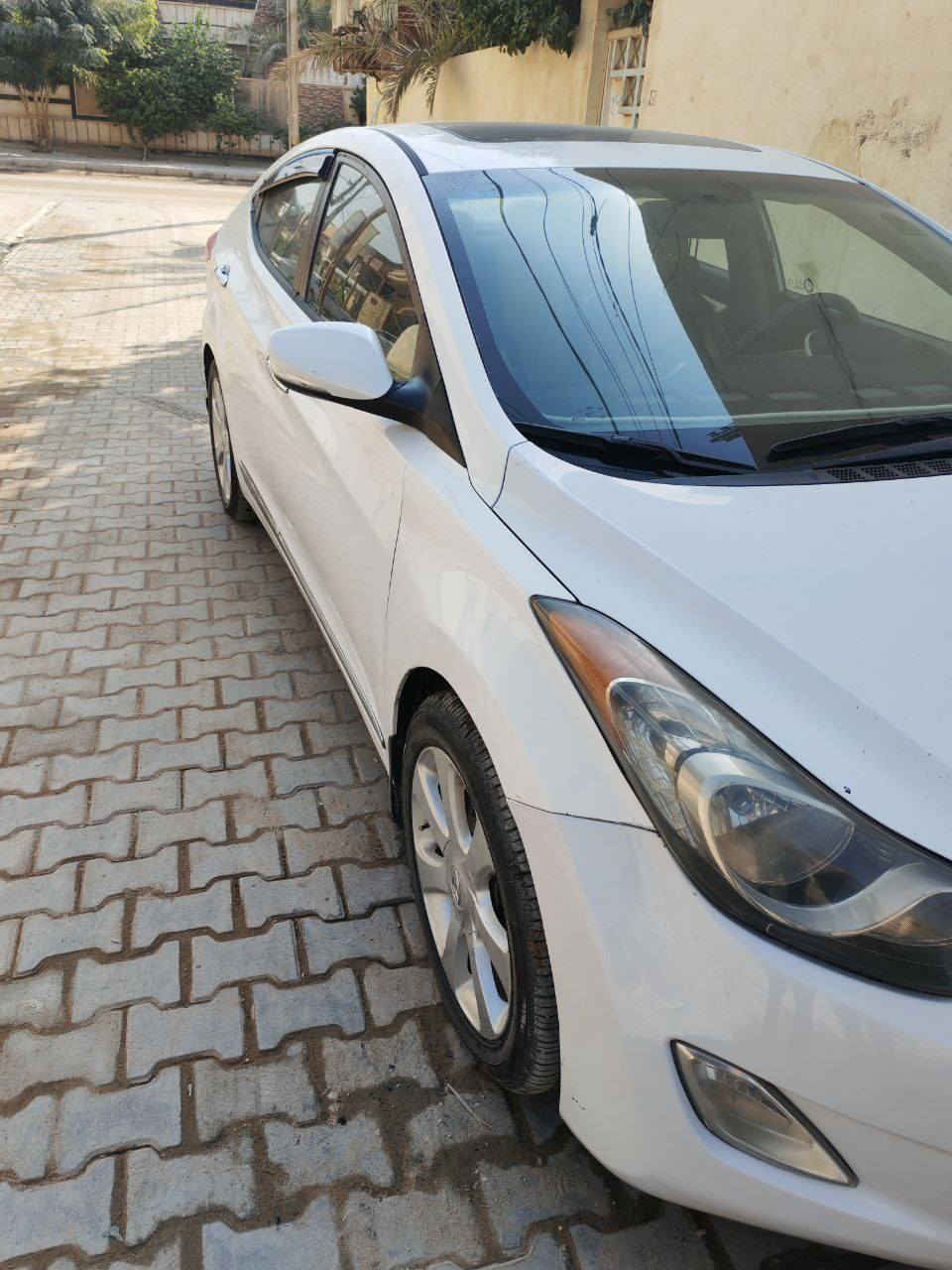 السلام عليكم النترا للبيع امريكي 2013 رقم بغداد دولي فول موصفات عدا البصمة
ويل كب 17 اربع دسك كامره حساس فتحه سلايت كشنات تدفئة حتى الخلفي محرك 1800 تبريد ثلج مانع انزلاق بيها مواصفات حلوه مثبة سرعة كشن السايق كهربائي ليبل واحد حادثها البنيد سطحي مبدل والقديم موجود  
وبيها صبغ جنطه وجملغات الخلفيه بدون معجون اثر شخوط باب السايق بي بارد
والباقي مكفول شاصي لغود الحوض
السعر 103 وبيها مجال قليل 
للاستفسار اكثر ***********
