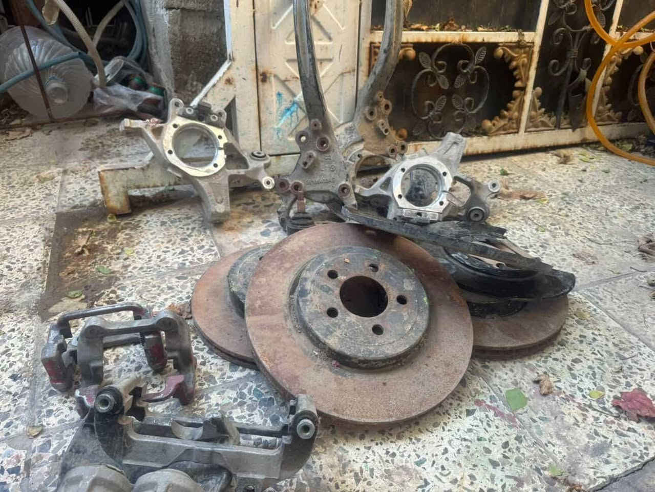 منضومت بريك موديل23 RTبلاديات كامله مكمله ويه فلنجات منضومه خلفي ئمامي بدون صوندات فقط سعرهن(٣٠٠)قفل مكاني بغداد 
***********
ع الفحص شد وطلع
