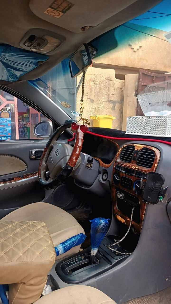 السلام عليكم سوناتا وفود موديل 2000السعر 58 وبيها مجال مكان السيارة محمودية لطيفية 
‏‪***********‬‏
