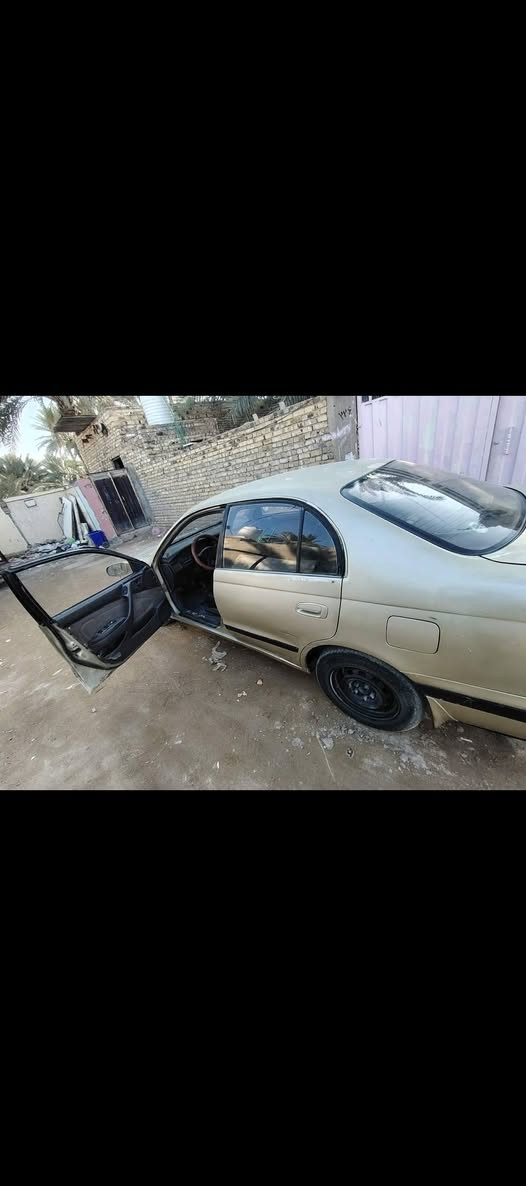 سيارة نضيفة كرونة ٤٦ بيه مجال رقم صاحب سيارة *********** بي وتساب
