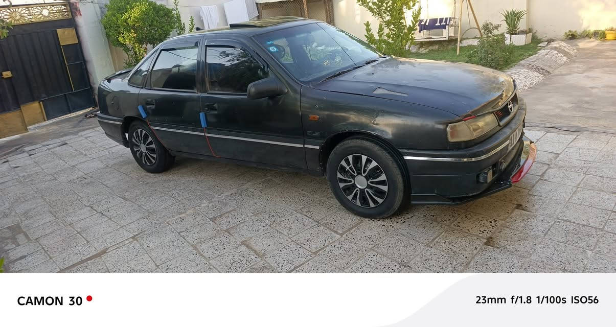 اوبل فكتره
موديل 95
مكينه وكير كفاله عامه  حجم 20 وتو ماتيك
صدر امامي خلفي جديد 
كهربائيات كلها شغاله من الدعاميه لدعامه
تبريد مايشتغل
تخم تايرات 
خساس مابيها
صبغ مابيها بلاديه 
رقم بغداد مشروع وطني.  بسمي تحويل ثاني يوم 
هزه جديده
سعر 38
مكان السياره ديالى دلي عباس 
تلفون 📱 ***********
