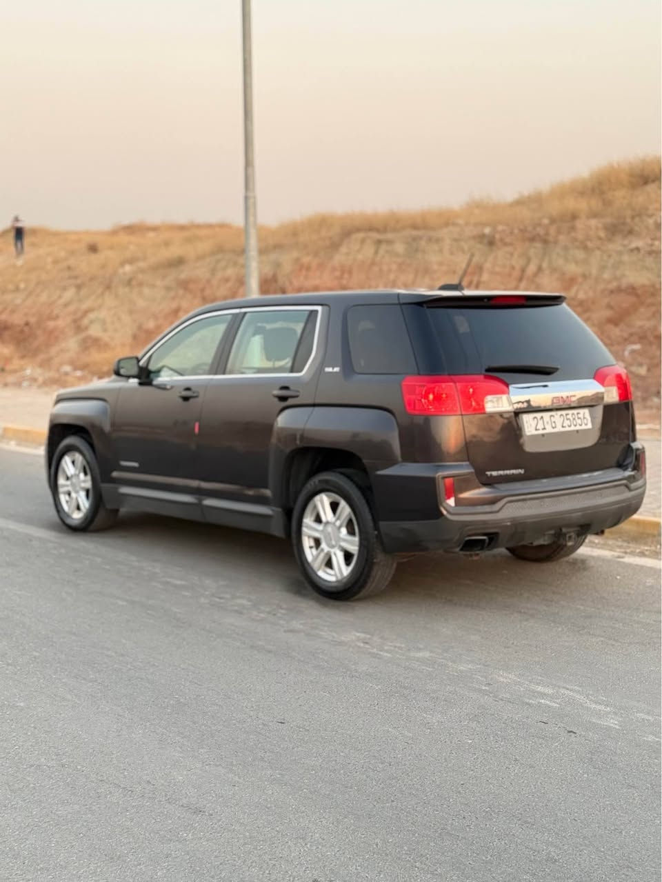 سلام عليكم 
GMC TERRAIN
موديل 2016
مواصفات امريكي
لون نفطي
محرك 4سلندر 2.4
ECO
تراكشن
كير اوتوماتيك و عادي
شاشة بيلادي
كيج الكتروني
تحكم ستيرن
تحديد سرعة
لايت اوتو
٥ راكيب
سيارة بدون ضربة بدون صبغ بدون حادث بدون تبديل
بيها بس شوية تعديل بارد
كير محرك بشرط محرك مامفتوح بدون صوت بخار 
تبريد ثلج ❄️ 
تاخم طايرات جديد
تاخم صدرها امامي خلفي مضبوط
ماشية 189كم
سنوية رقم جديد لحد 2028
شرط تحويل غرامات
سعر 119$بيها مجال 
مكان سيارة كركوك
***********
*********** كركوك, العراق

