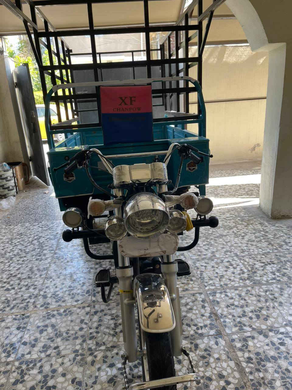 السلام عليكم ستوته للبيع مديل 23 اوراق نضافه 95٪ السعر خاص***********
