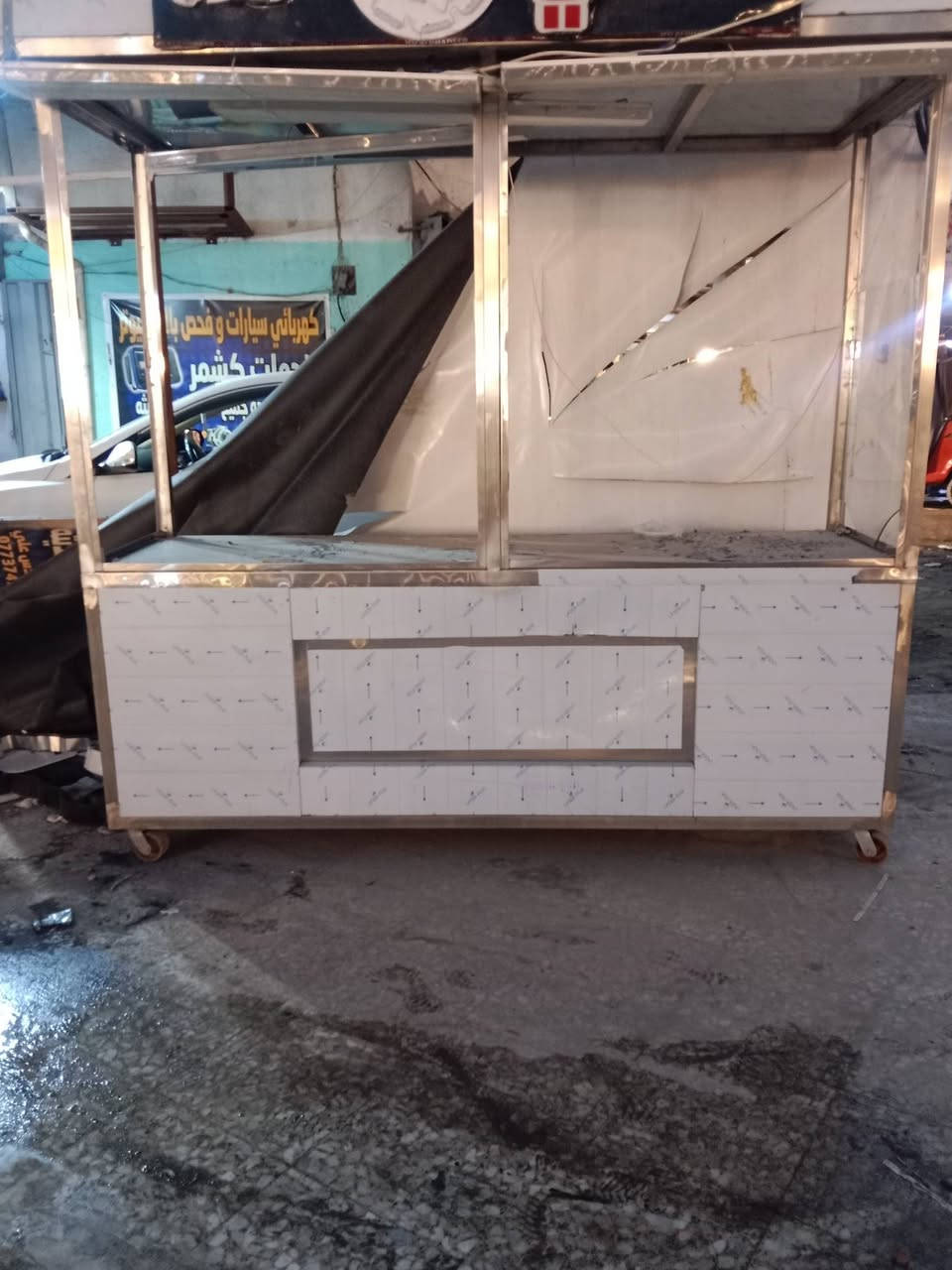 سلام عليكم عندي هاي الأغراض للبيع محل كامل للبيع مال داطلي العنوان بغداد شعب الستفسار على هاذ رقم ***********
