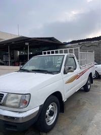 نيسان بيك اب • ٢٠٠١ • بدون باور