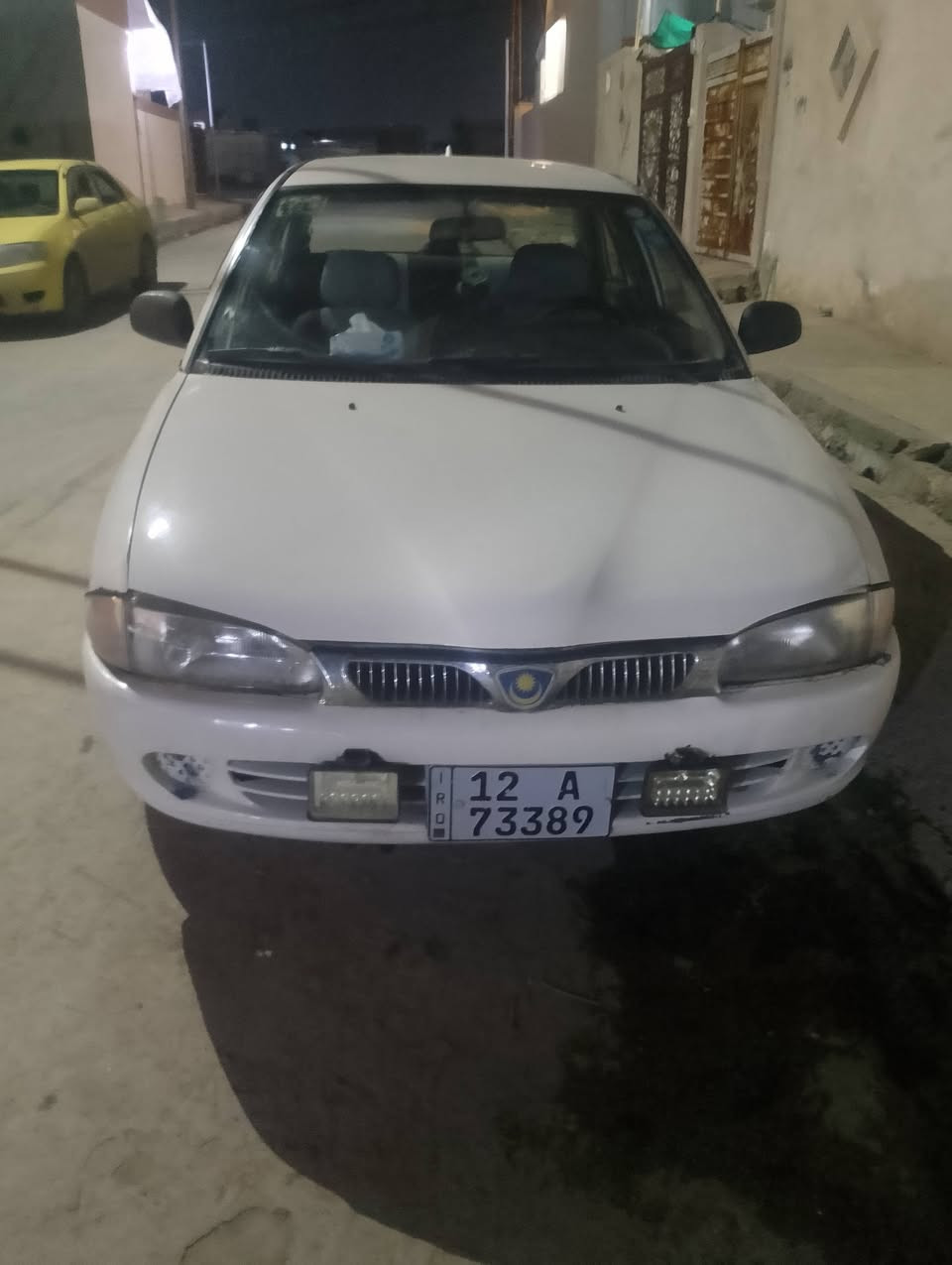 بروتون للبيع 2004 اتوماتيك محرك جديد مال كصه  . بيها طخة بل چاملغ الخلف وباب النفر.معدل عل بارد سنوية عظم هزة بيها كابون جديد موجود إني الشرعي السعر 50 بيها مجال قليل الاتصال على الرقم.*********** . اسيا ***********
