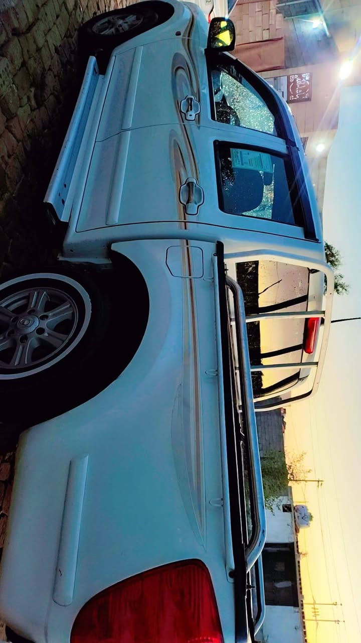 السلام عليكم
كريت وويل2014 سياره جديدة
  مكفوله كفاله عامه من الخياس والصبغ والضربه ماعدا نص جاملغ أمامي
كهربائيات كلها شغاله 
السياره جاهزه من كل النواحي
كير مكينه أكسل كله شرط
تحويل مباشر مشروع وطني 
السعر 75 وبيها مجال 
واسط الشحيميه 
للاستفسار
***********
