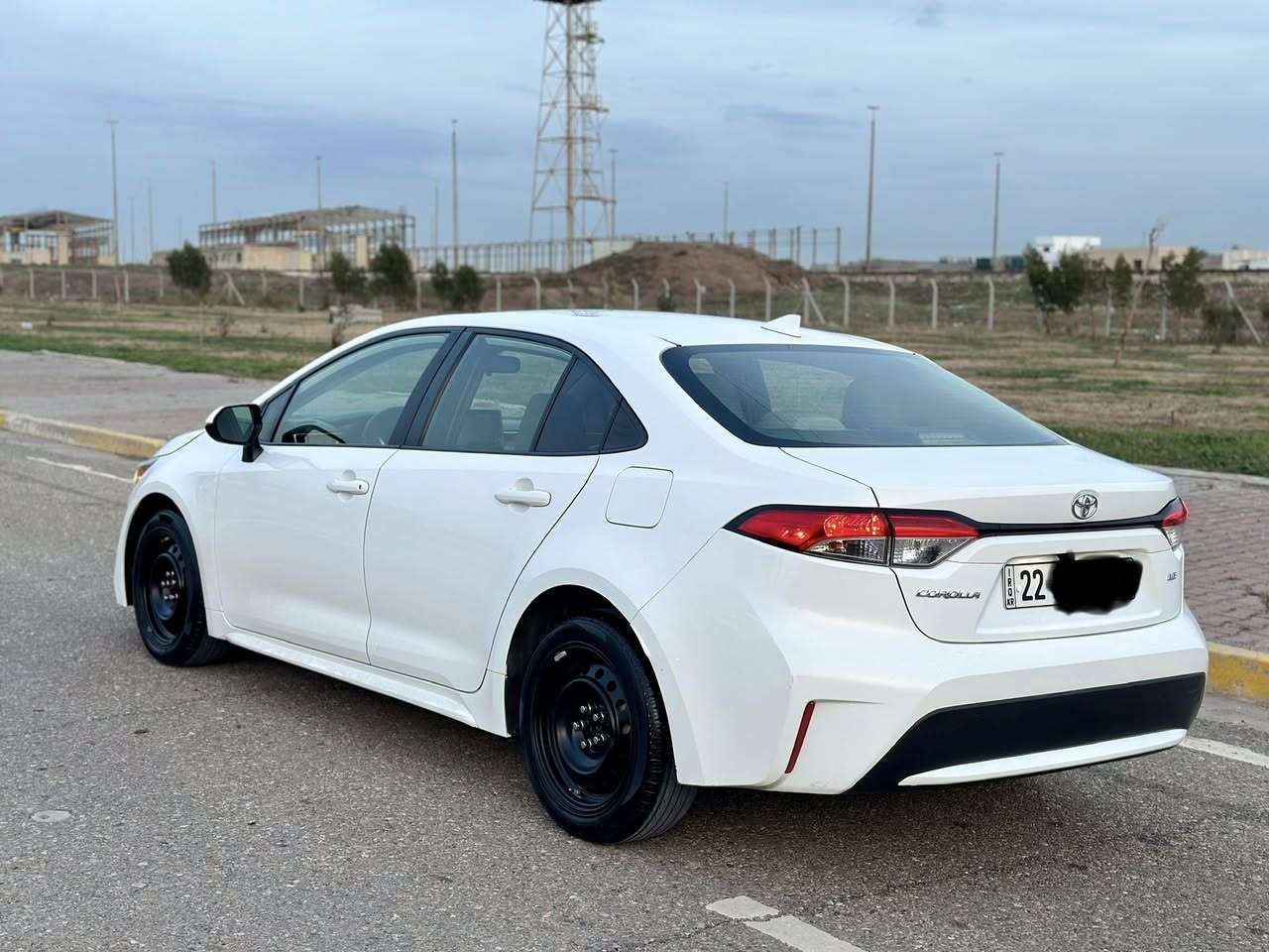 کورلا 2022 مواصفات LE  محرک 18 بنزین
صورة حادث موجود و مصلح ب تعدیل
و جاملغ سکن طلع کلیر امریکا
بدون دواخل بدون ایرباک بشرط
سیارة جدید و داخلي لونین حلوة
ماشي 47 الف میل
کیر محرک کهرابایات کل شرط
سنویة بسمي و جدید لحد 2030 دفتر بنزین بي
مکان / کرکوک

  واتساب ***********
***********
