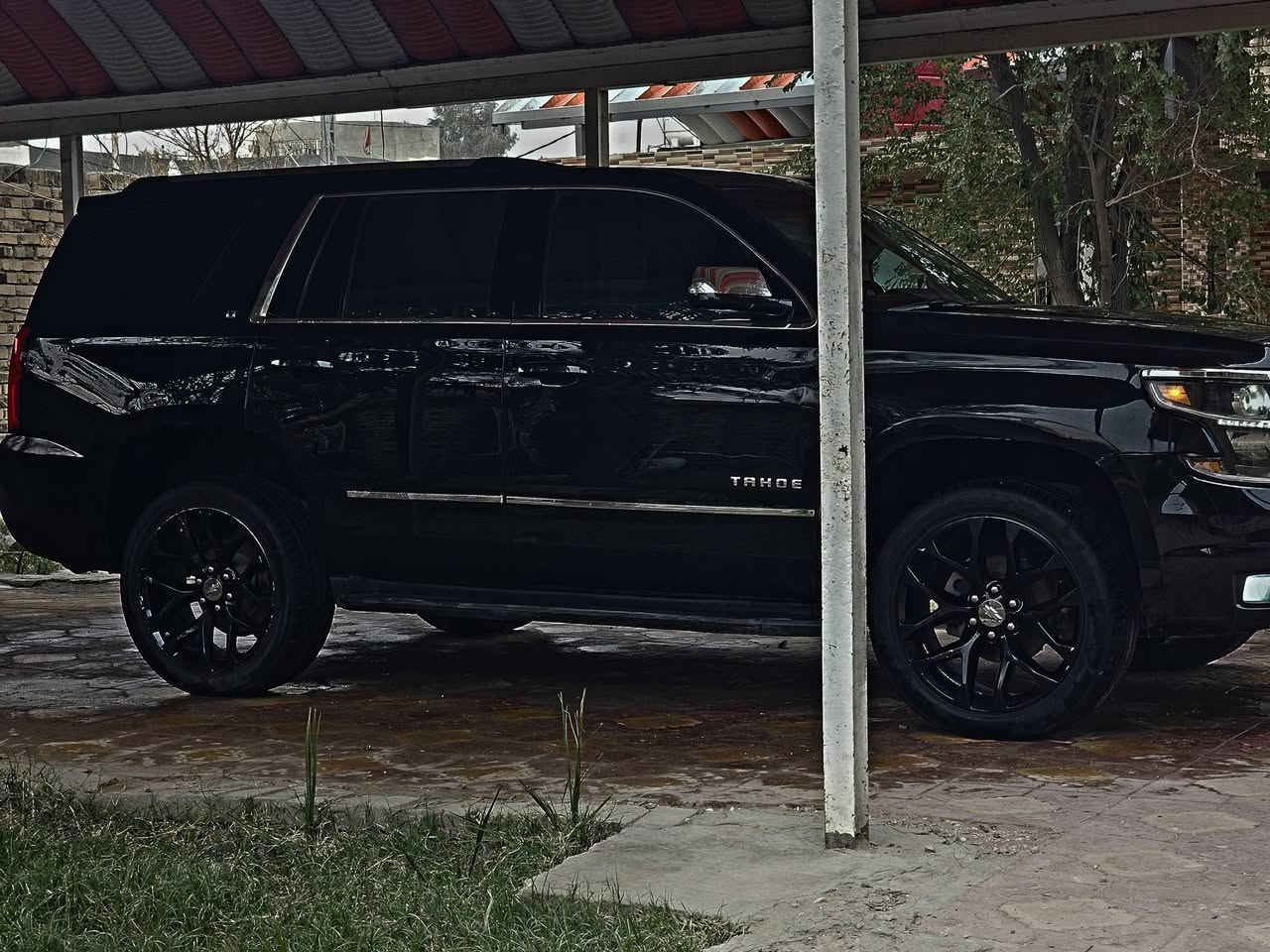 سلام عليكم للبيع شوفرليت تاهو 2018 امريكي رقم بغداد بسمي سياره LT مواصفاتهي حلوه جنطه كهربائيه تحكمات كشنات تحكمات ستيرن داخل اسود ويل كروم 22 سياره ماشيه 90 الف اصلي السونار مرفق بل صور السعر 275 وبيهي مجال للشراي المكان النجف الاشرف الاستفسار والتواصل على الرقم *********** ***********
