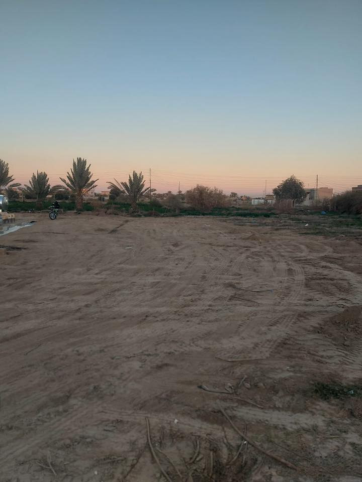 🖇️السلام عليكم ورحمة الله وبركاته 🖇️
أرض زراعية للبيع المساحة دونم ( ٢٥٠٠ ) م
الواجهة ٣٠ متر والنزال  ٨٣ متر 
📝جنس الارض طابو زراعي سند 25  طابو 
قرب الكرعات قرب السده
🔴 يبعد عن الشارع السده
٦٠ متر خدمات كهرباء + ماء سقي متوفر ماء إسالة قريب تبليط  
📍العنوان تكريت الكراعات قرب السدة
$السعر خاص
للاستفسار الاتصال على الرقم التالي
☎️***********☎️
