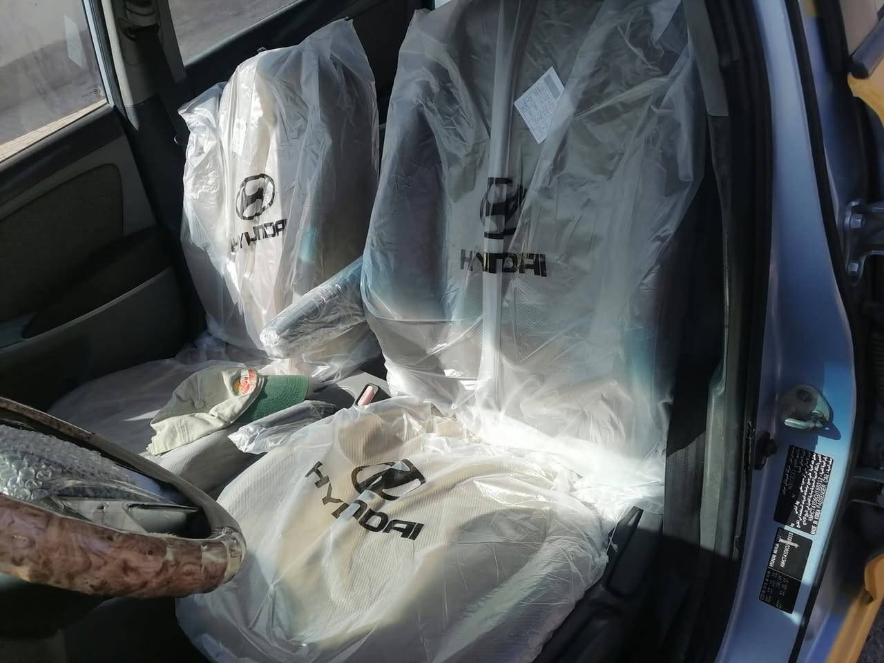 سلام عليكم  اكسنت خليجي 2012  بيه جاملغ و بنيد نفسهن راجعات وشويه من الغد مكينه كير تبريد خير من الله  محرك 1600 قطرتين سياره تحويل جديد سنويه ل 31 العنوان بغداد السعر ٧٧ وبيها مجال السياره احلى من الصور رقمي للتواصل ***********
