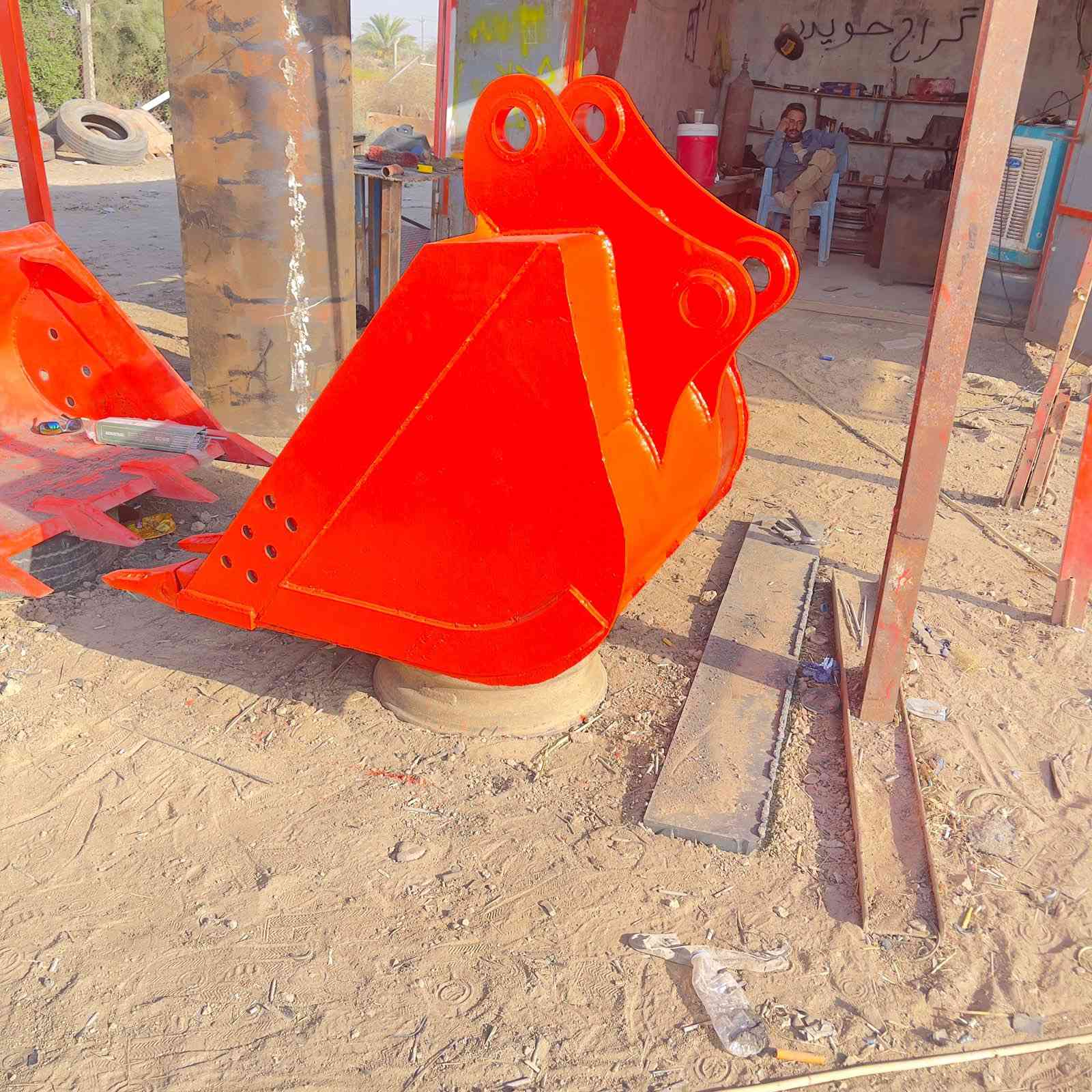 سلام عليكم كيله قياس 90 البيم 80 حديد شرط اوكراني ترهم تاير وسرفه اتصل ***********
