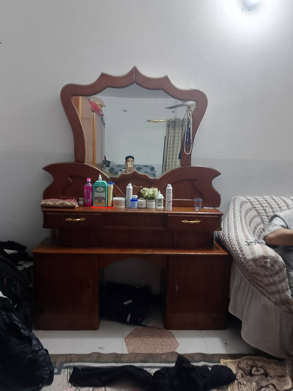 السلام عليكم غرفه صاج للبيع عراقيه   خشب اولي سعر 310 وبيه مجال للطيبين ولي بس ايعامل ليطب خاص


**إذا كنت صاحب هذا الإعلان وتريد حذفه لأي سبب، رجاءا أرسل رسالة إلى الدعم الفني**