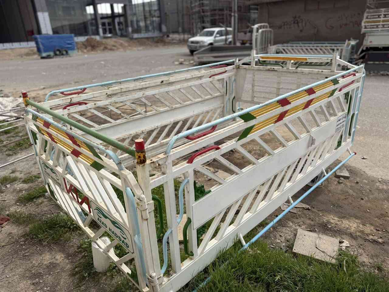 چەمچەی کیا بۆفرۆشتن بۆ  2700و3000دەبێ
سعری 375 دۆلار 

دەست کردی ئازاد حدادە 

شوێن هەولێر 

***********
