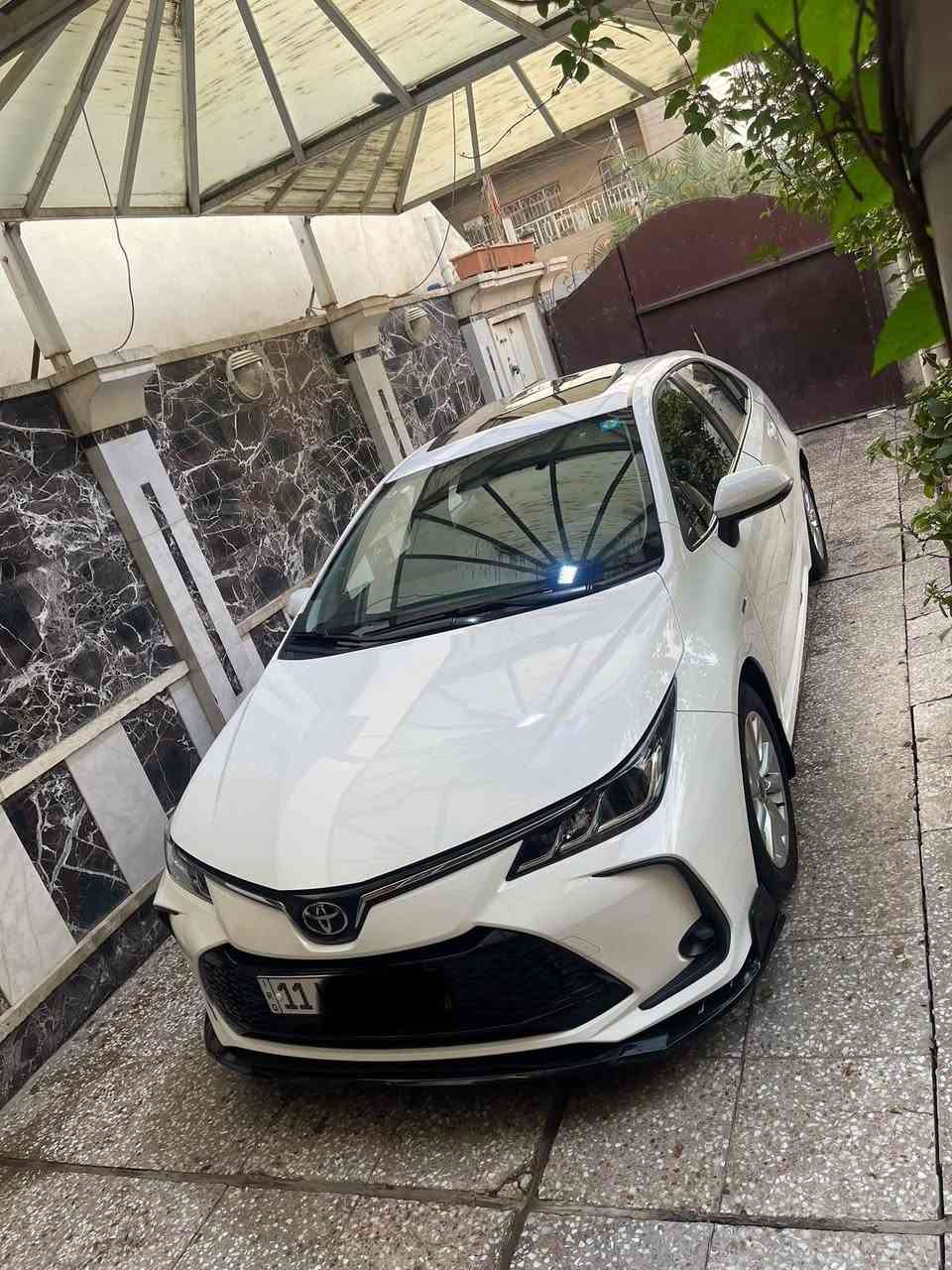 للبيــع كورلا ♕2025♕ بغداد شكل الخليجي
محجوزة للمصرف مقترض وكفيل 
نفس البيت سكن بغداد المحمودية 
فول مواصفات 
داخل جلد 
تشغيل بصمه
حجم المحرك ♕1800♕ هايبرد
8 ايرباك 
توقف ذاتي 
سلايد روف 
لايت زنون لد 
رادار + اوتوهولد 
دشبول دجيتال
كامرة دوارة 
انارة داخلية لد
مثبت سرعة 
شاشة اعطال
اشارة المرايا الجانبية
هاند بريك كهربائي  قطعتين تبريد 
السعر ♕137$♕مع الوكالة
مكان السيارة بغداد الدورة او الجادرية 
للأستفسار الاتصال 
‏‪ ***********
***********
