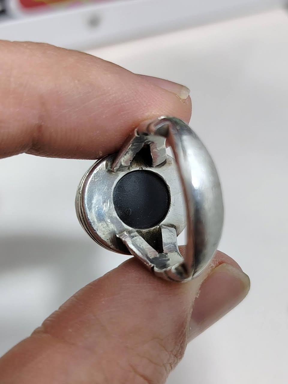 خاتم جزع يماني الأسود فضة صياغة النجف الاشرف) مقاس ١٨ خنصر او تتكبر حسب الرغبه


**إذا كنت صاحب هذا الإعلان وتريد حذفه لأي سبب، رجاءا أرسل رسالة إلى الدعم الفني**