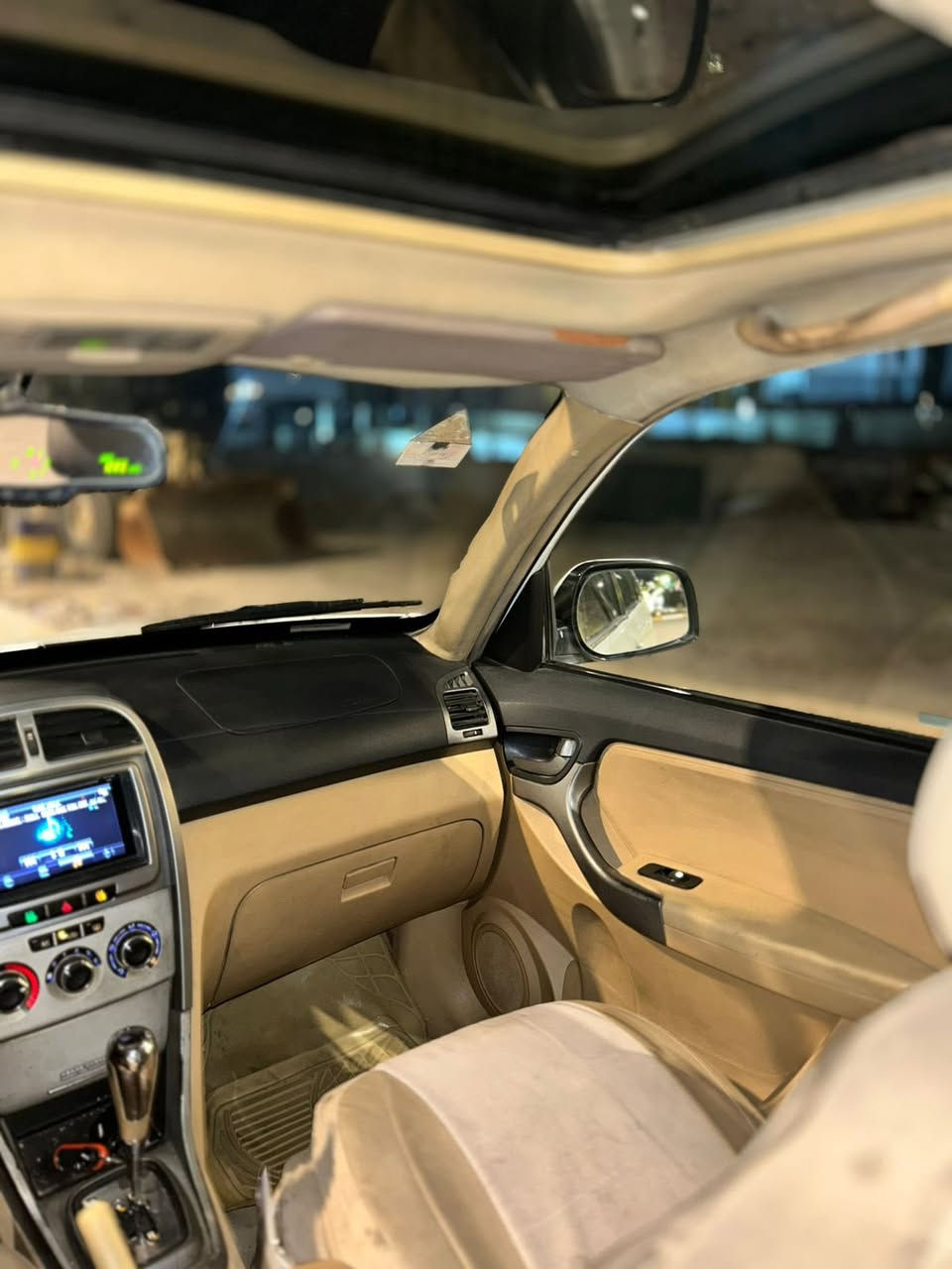 السلام عليكم تيكو موديل 2013  سيارة رقم بغداد سيارة حلوه كير محرك صدر تايرات باتري كله تمام سيارة بدون خياس كلش حلوه تبريدها ثلج سيارة كلش حلوه وجاهزه فول فتحه تحكم ستيرن شاشة أندرويد محرك 1800 تبريد بل كشنات جلد كير كهربائي حساسات خلفيه السعر 59$ وبيها مجال مكان سياره بغداد حي العامل رقم تلفون ***********
