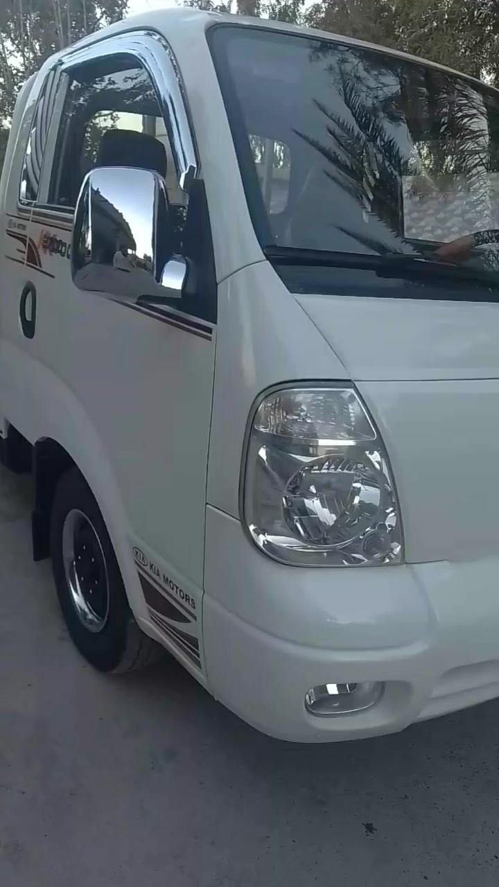 سلام عليكم 
كيا موديل 2012بسمي
سعر بشده وتفاصيل كامله داخل الفيديو 
***********
