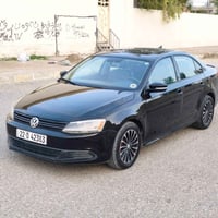 جيتا SE • ٢٠١١ • كشنات جلد وتدفئة