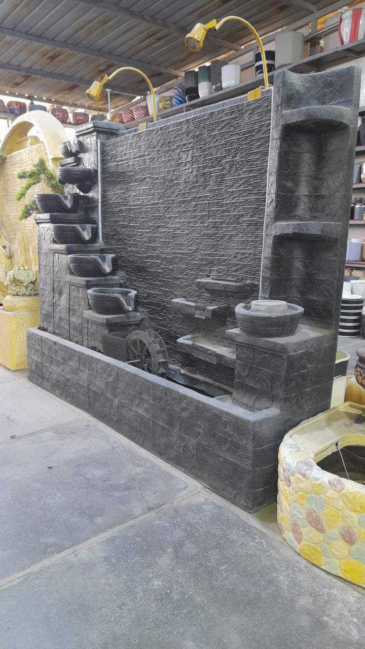 عروض الربيع 
موسم الزراعه 
اجه الربيع استغل الموسم وشوف العروض الحلوه ....
 وقت مثالي لتجديد حديقتك الخاصة 
🌿 حوّل بيتك إلى واحة من الراحة والجمال! 🌿
تريد تضيف لمسة حياة لزاوية غرفتك؟ أو حديقتك محتاجة تجديد بلمسة احترافية؟ نوفر لك كل ما يحتاجه عالم النباتات في مكان واحد!
ماذا تجد عندنا؟
نباتات زينة (داخلية وخارجية): تشكيلة واسعة من النباتات الظلية اللي تنقي الجو، ونباتات الحديقة اللي تتحمل جونا القوي.
سندانات مودرن: فخار، بلاستيك مقوى، وسيراميك بألوان وأحجام تناسب كل الديكورات (كلاسيك ومودرن).
أسمدة ومغذيات: أفضل أنواع الأسمدة العضوية والكيميائية (NPK) لضمان نمو سريع وأوراق خضراء زاهية.
تربة جاهزة: تربة "بتموس" غنية ومخلطة وجاهزة للزراعة فوراً.
لماذا تختارنا؟
نباتات صحية: نهتم بكل شتلة كأنها في بيتنا.
استشارة مجانية: نكولك وين تخلي الزرعة وشلون تسقيها حتى تعيش عندك أطول فترة.
تجديد الروح: النبات مو بس ديكور، هو طاقة إيجابية وهدوء للأعصاب.
💥 الاسعار مرفقه بالصور 
 📲 لطلب المنتج واتساب: +9647869349257 🚚 توصيل لجميع محافظات العراق


**إذا كنت صاحب هذا الإعلان وتريد حذفه لأي سبب، رجاءا أرسل رسالة إلى الدعم الفني**