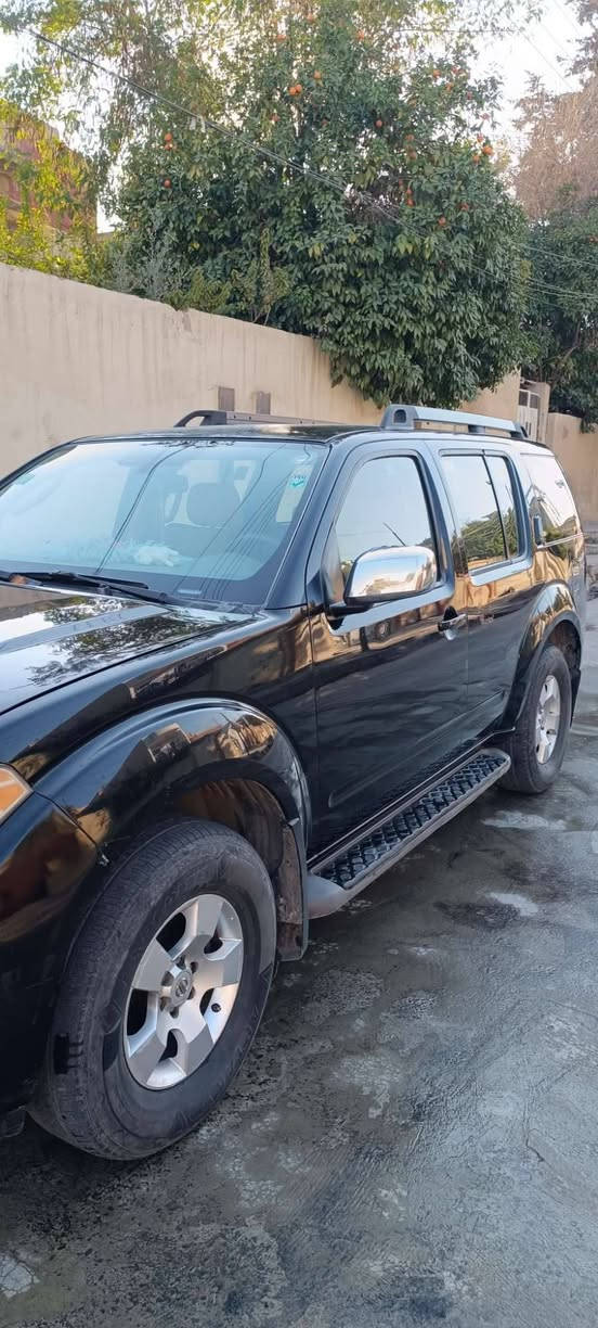 السلام عليكم
نيسان بافندر موديل 2008 خليجي
ثلاث قطع تبريد 
مكينة 4000 / 6 سلندر
كير رباعي / تومتاتيك وعادي 
كلين من عدا الهلال بي بارد
تحكم استيرن جهتين 
مري كهربائي
مثبت سرعة
طخم امامي
طخم خلفي
ولف + زئبق بانكة
باتري
راديتر
كير+ هيدروليك
🔥كلو جديد🔥
واير منية كلها شغاله وضع شركة بلادي
رقم اربيل مسطرة بسمي
كوبون بانزين بسمي
السيارة خير من الله واحلى من الصور متعوب عليها ربع ما تصرف عليها
📍مكانها الموصل حي النور 
*********** وبي واتساب سعر جدا مناسب
