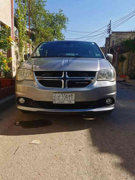 سلام عليكم دوج كرفان مديل 2019 بيها صفحه صبغ وبنيد بدون دواخل  ماشيه 82 مكينة كير اكسل حدادية مكفوله تبريد قبل يومين سويته منظومه كامله سعر 185 
***********
