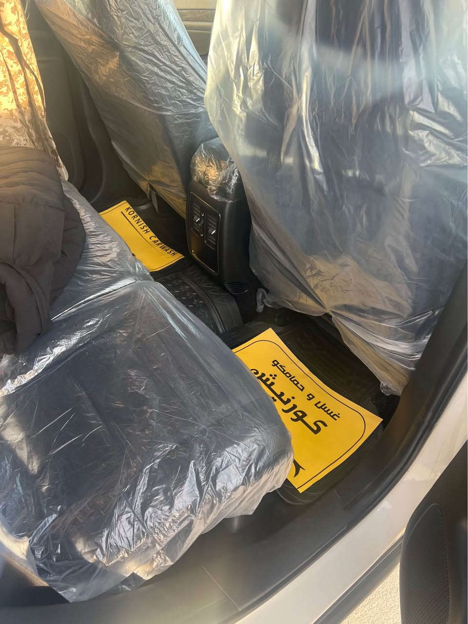 السلام عليكم جيب لاريدو 2011 كلين للبيع او مراوسه حسب القناعه سيارة ماشي حقيقي حقيقي 115ميل كلين كلين فقط بي تعديل واحد شبر بل باب خلف سكن محرك وكير وقبخات شرط شرط مامفتوح بدون صرف بدون بخار بدون صوت برغي نقص مابي سيرفس كامل صاير بي ماشاءالله تراهيا مال 2017 حيل نضيف وجديد على وضع شريكه موصفات نص لاريدو معروف سنويه ورقم جديد شرط تحويل رقم اربيل سعر 185 وبي مجال بصيط متواجد فيس وواتس اب هذا رقمي *********** كركوك, العراق
