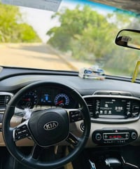 للبيع سياره سورنتو ٢٠١٨ سياره مكفوله كفاله عامه  رقم بغداد  تحويل مباش...