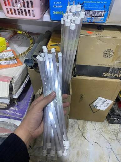 السلام عليكم محتاجين (مصلح مضبوط ) ذو خبرة يصلح طباخات كهربائيه مراوح سقفيه صوبات غسالات كون عندة خبره و مشتغل قبل( يومية خير من الله انطي ) للستفسار اتصل على الرقم ***********
