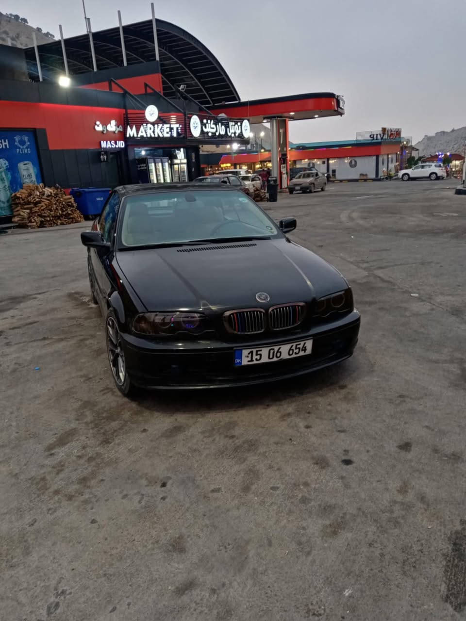 سلاوی خوای گە ورە تان لێ بێت e46 دوو دە رگا سە قف کە شف بیلاد چوار بستۆن  مە نە فێستی اصلی ابراهیم خلیل گێڕومە کیە بە شە رت 4جام کارە با تە برید ساردوگە رم کارە بای بە شە رت بێ بۆیاغ بێ دە حم و لێدراو گێر ئۆتۆماتیک و عادیو سپۆرت کوشن دە بڵ و کوشن کارە بای سوکان ڤۆلێۆم تە حدیل سورحە و فە قاز شاشە ئای پاد نرخ 36 ژم 0750 827 04 10
