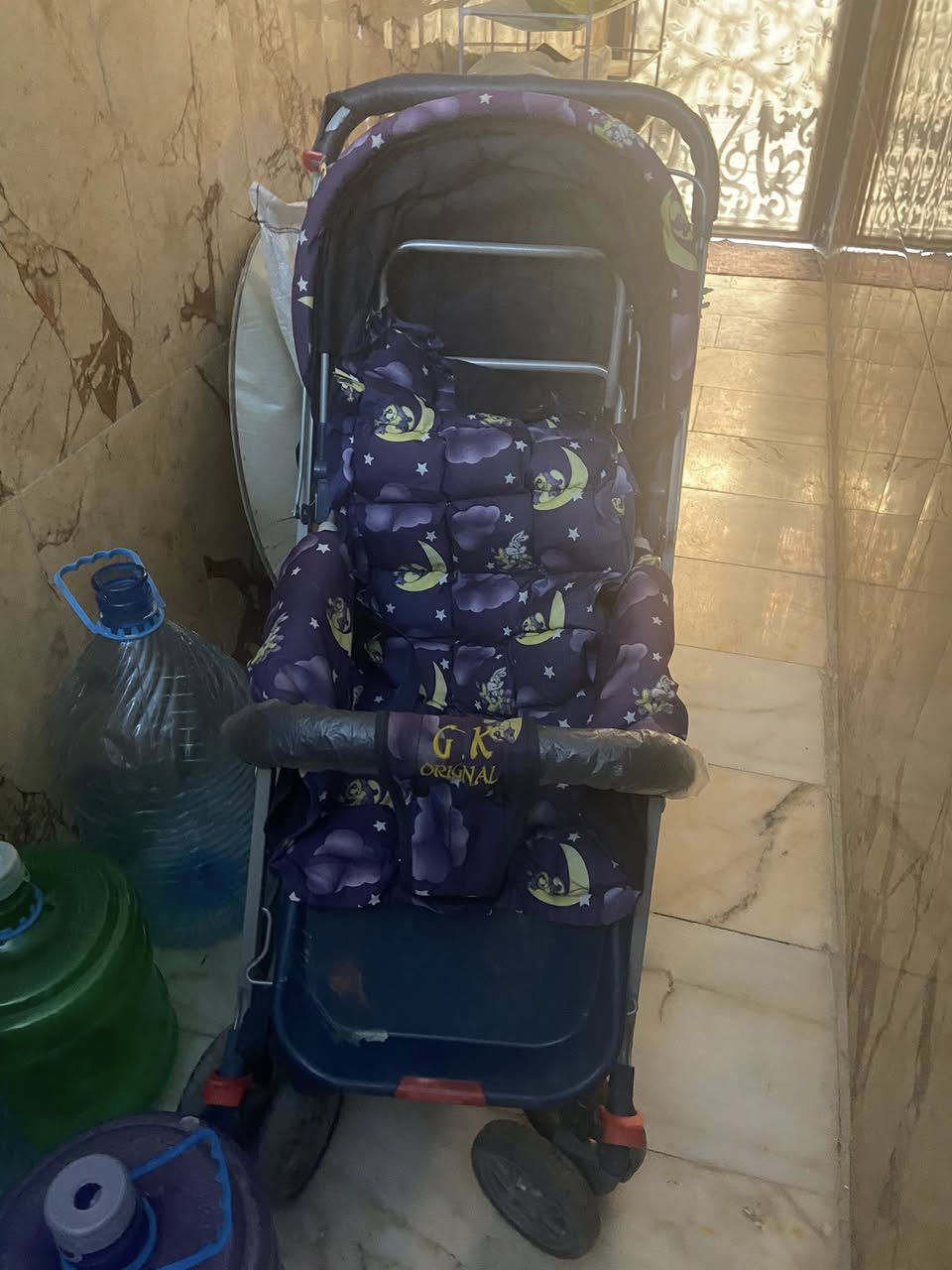 السلام عليكم
مستلزمات أطفال للبيع
عربانه ٢٠ الف
سياره نقص بطاريه فقط ٢٥ الف
حمالة طفل ١٠
للاتصال
***********
